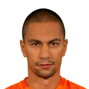 FIFA 18 Gokhan Inler Icon - 75 Rated